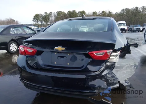 2017 Chevrolet Malibu Ls z USA, uszkodzony, nr VIN 1G1ZB5ST0HF196366